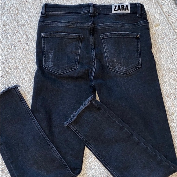 Zara Girls Distressed Jeans *like new 🖤 - Picture 5 of 5